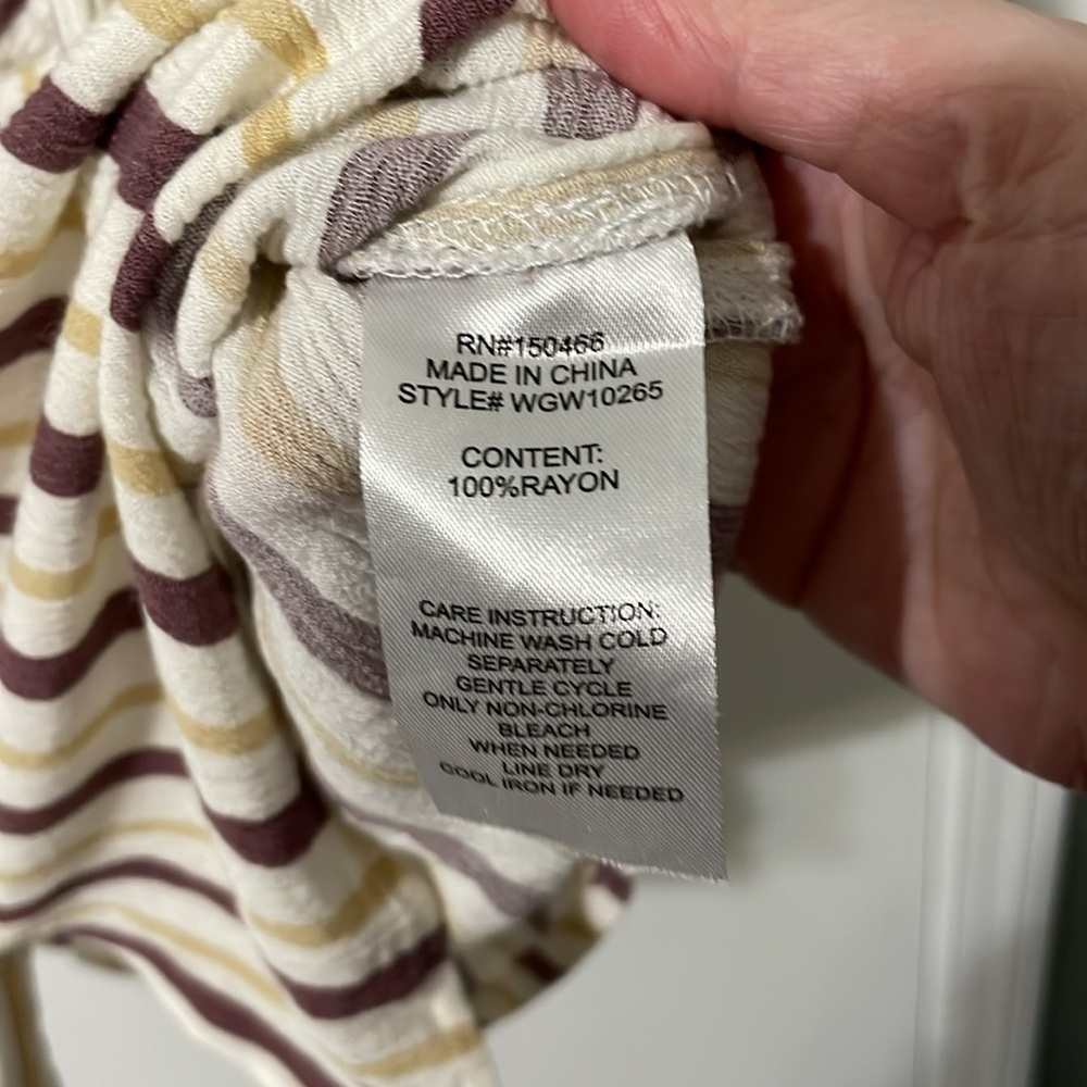 💰Market & Spruce Lightweight Maroon/White/Gold Striped Button Down Shirt Large - Picture 7 of 9